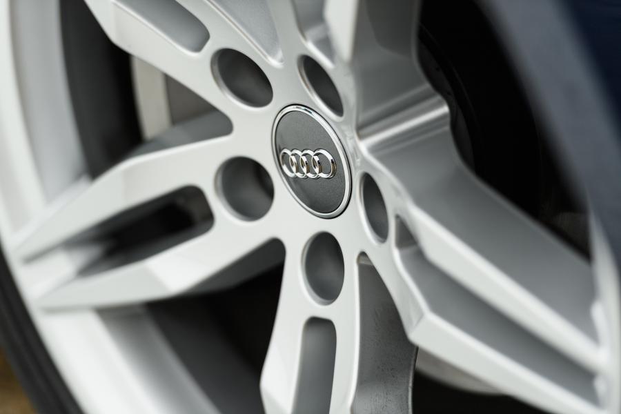 Колеса Audi A5 Coupe 2.0 TDI S-Line 2016 года  (UK) (фото 23 из 40)